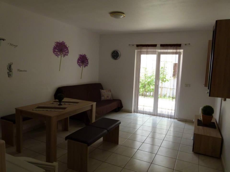 Apartmani Ivanic Vir Exterior photo