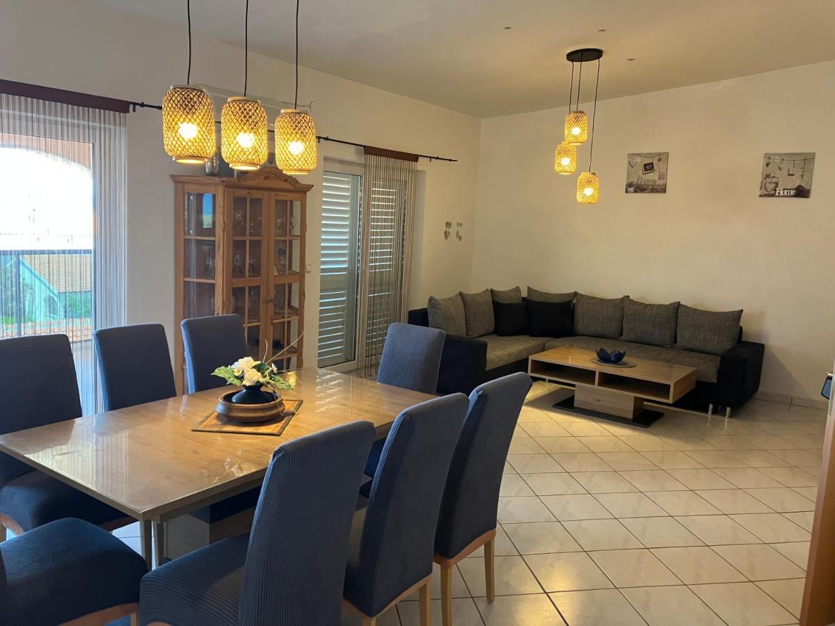 Apartmani Ivanic Vir Exterior photo